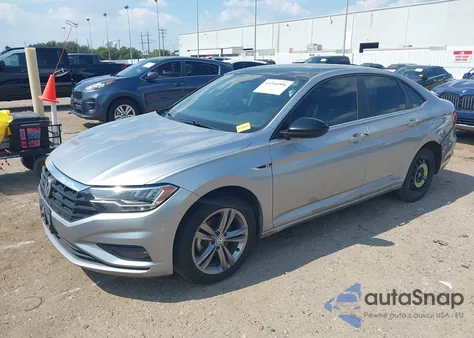 2019 Volkswagen Jetta 1.4T R-Line/1.4T S/1.4T Se z USA, uszkodzony, nr VIN 3VWC57BU1KM220221